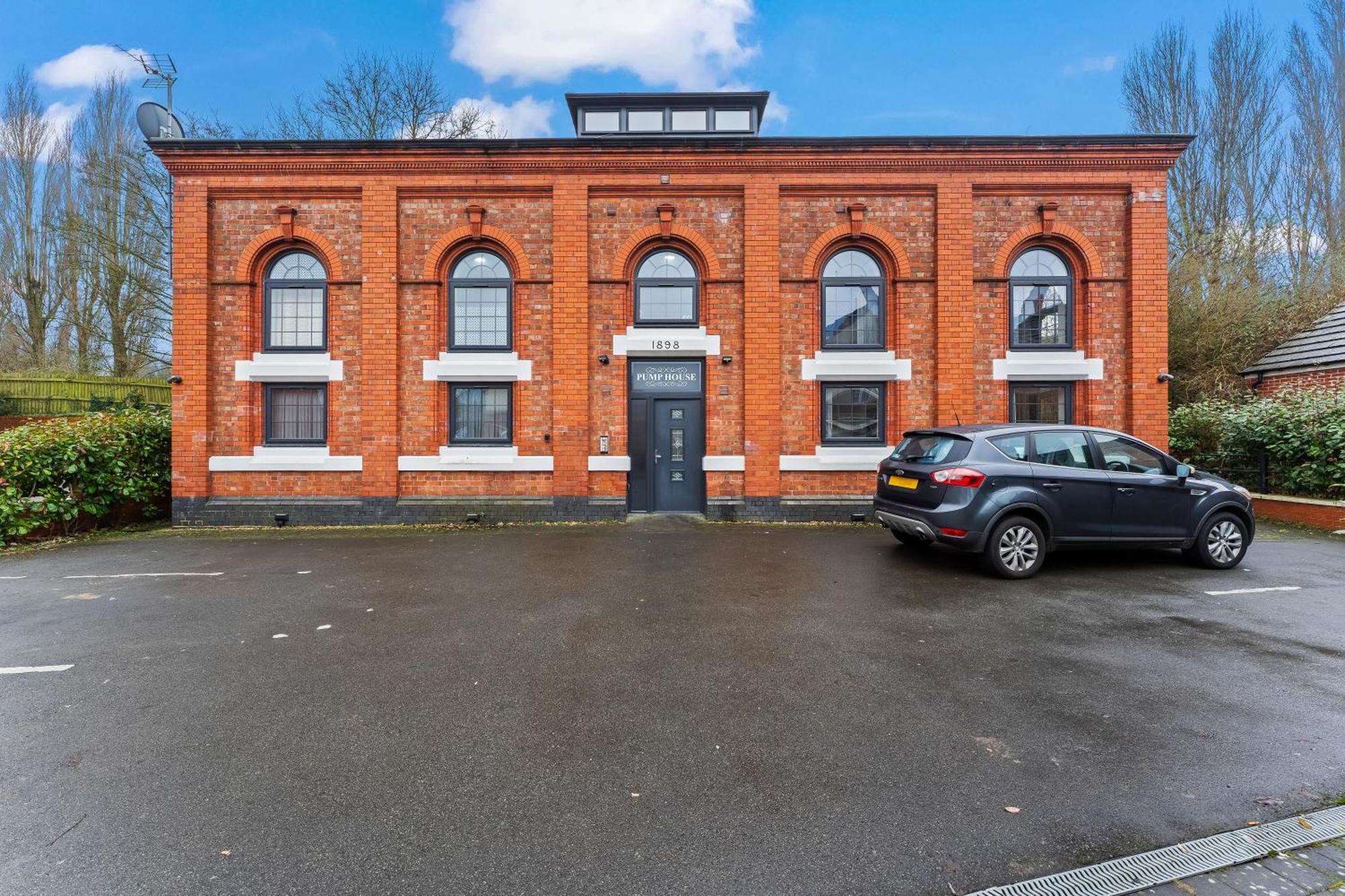Exquisite 2-Bedroom Penthouse-Sleeps 7-Free Parking With Workstations & High-Speed Wifi Birmingham Exteriör bild